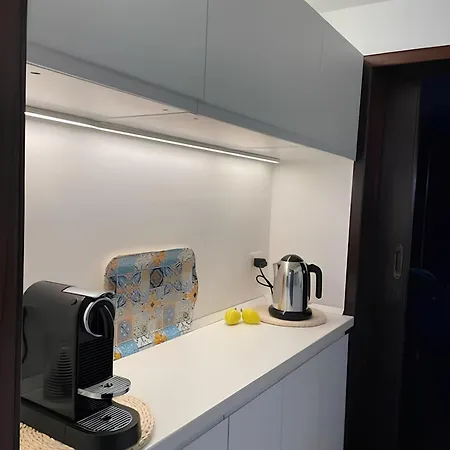 Mikka Studios: Luxury *