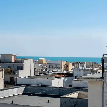 Mikka Studios: Luxury Apartament